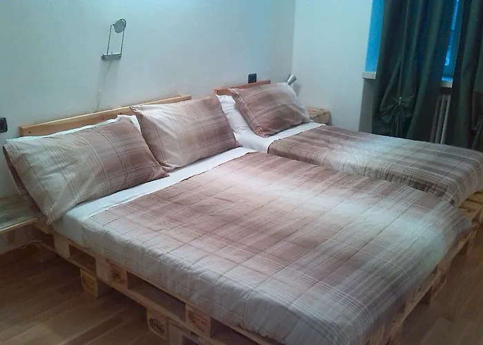 Uptown B'n'b Pensionat 2*