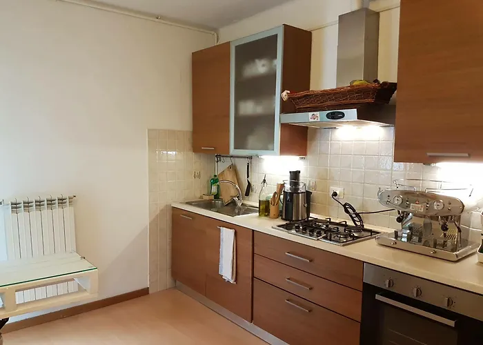 Guest house Uptown B'n'b 2*