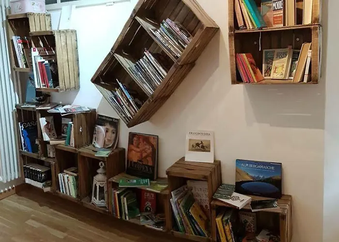 Uptown B'n'b Guest house 2*