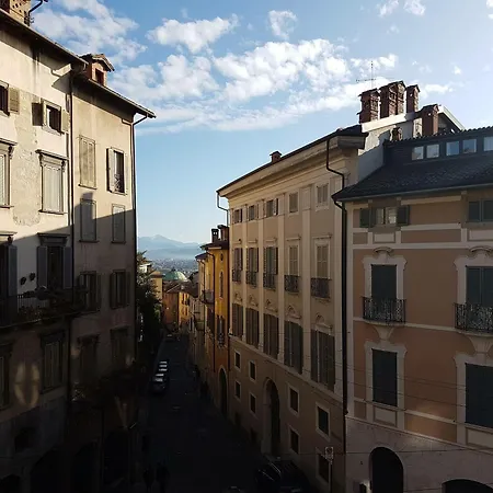 Pensionat Uptown B'n'b 2*